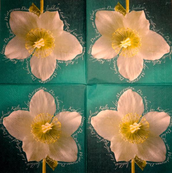 111 Christmas Flowers - 3-ply - Stewo